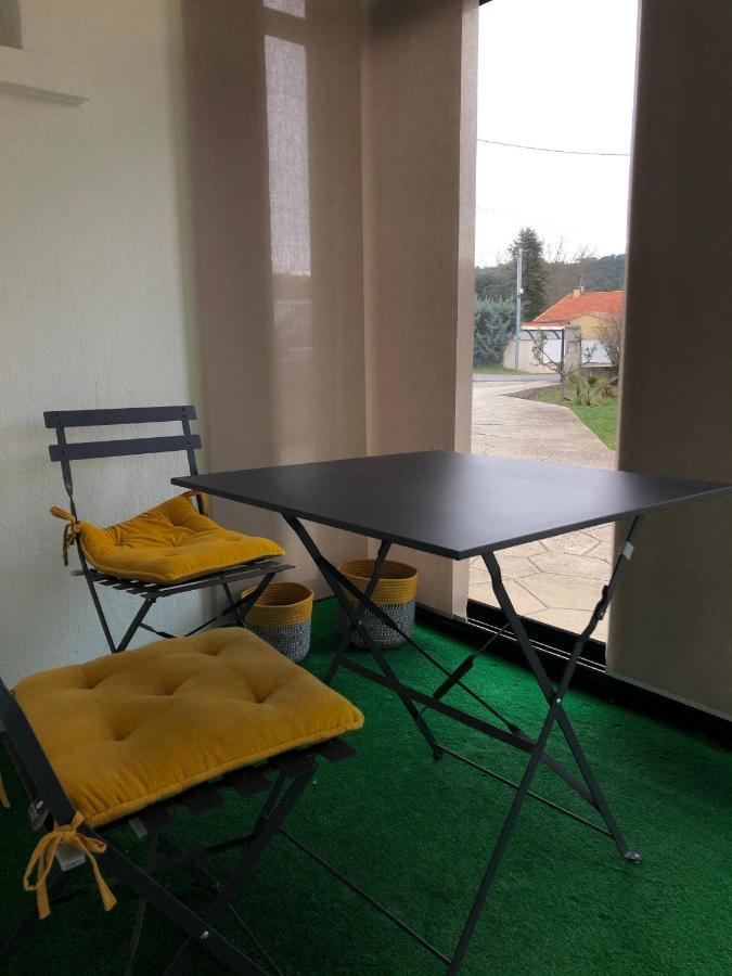 Ferienwohnung Occitemps Saint Julien Les Rosiers Exterior foto